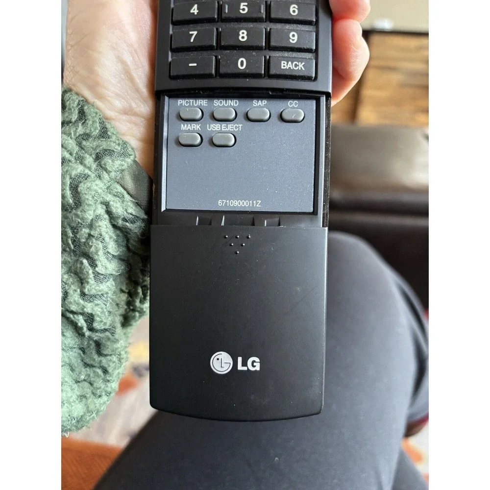 LG remote control 671-090-0011Z